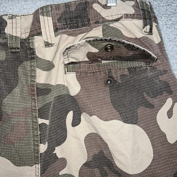 VTG Foot Locker‎ Shorts Men's 36 x 11.5 Camo Cargo Grunge Skater Baggy Heavy - Picture 3 of 8